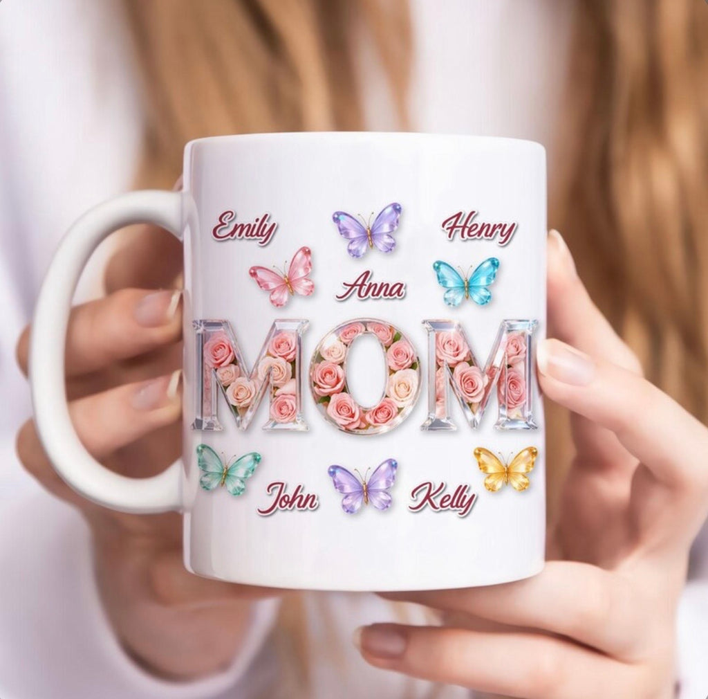 🌸🦋 Taza Personalizada Mom con Nombres y Mariposas